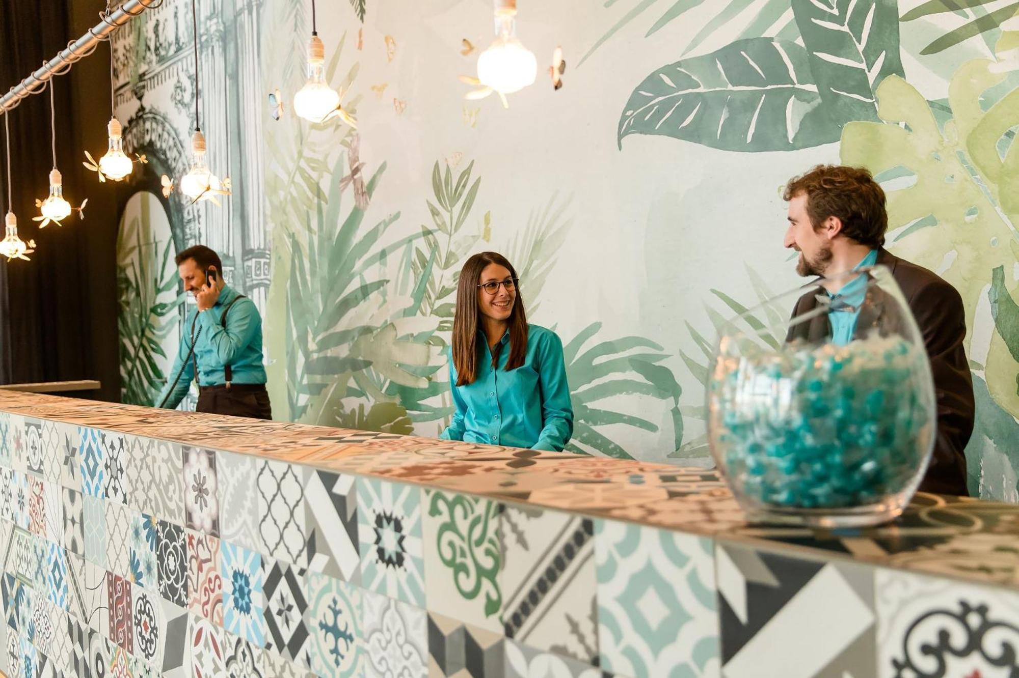 Motel One Barcelona-Ciutadella Exterior photo