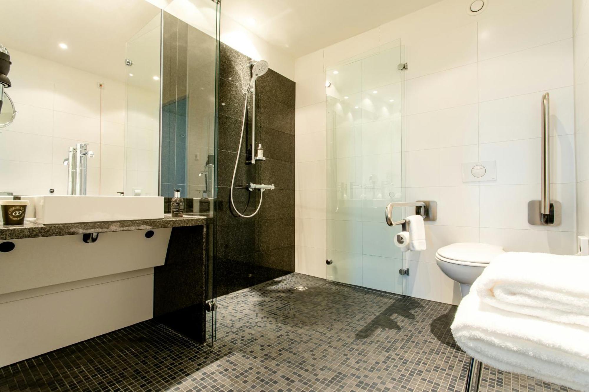 Motel One Barcelona-Ciutadella Exterior photo