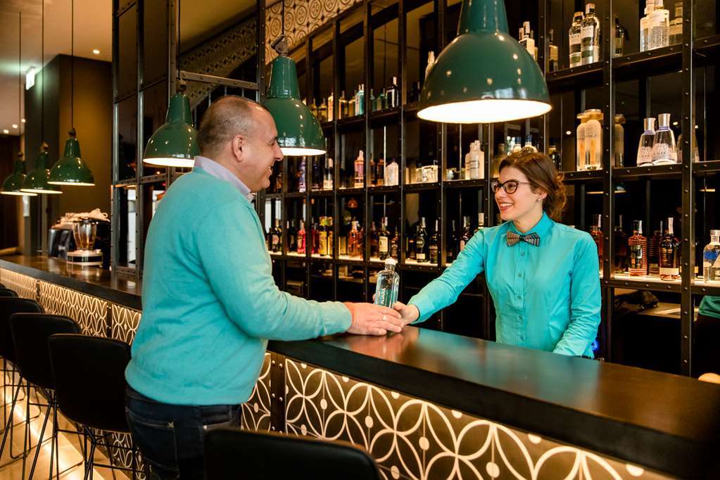 Motel One Barcelona-Ciutadella Restaurant photo